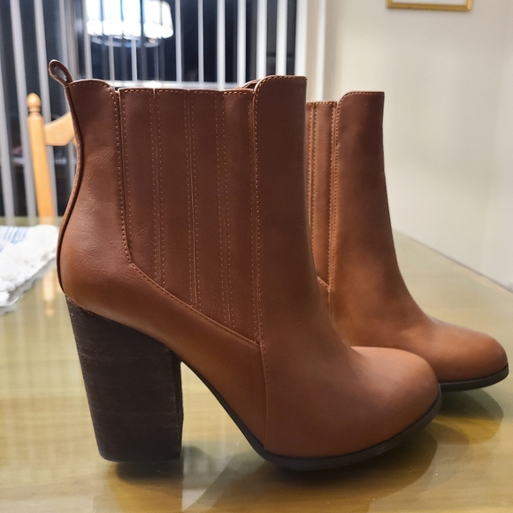 Call it Spring - Botticelli Boots. New in box. - Picture 2 of 9